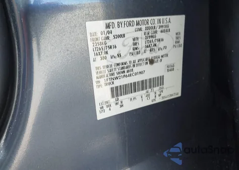 2004 Ford F-250 Lariat/Xl/Xlt from USA, damaged, VIN 1FTNW21P64EC01907